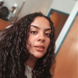 Meet your Posher, Annely